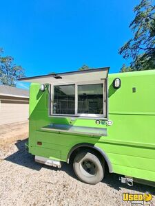 1986 P30 Step Van All-purpose Food Truck Diamond Plated Aluminum Flooring Oregon Diesel Engine for Sale