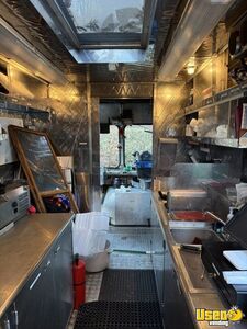 1986 P30 Stepvan Food Truck All-purpose Food Truck Refrigerator Pennsylvania Gas Engine for Sale