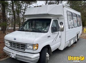 1987 E-350 Mobile Hair & Nail Salon Truck Air Conditioning Virginia Diesel Engine for Sale