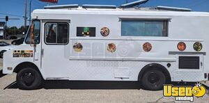 1987 P30 All-purpose Food Truck Concession Window Kansas for Sale