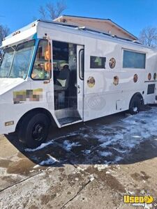 1987 P30 All-purpose Food Truck Stainless Steel Wall Covers Kansas Gas Engine for Sale