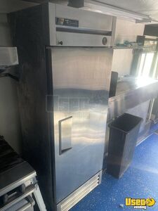 1988 Coach All-purpose Food Truck Diamond Plated Aluminum Flooring Louisiana Diesel Engine for Sale