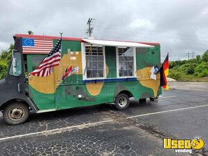 1988 Kitchen Food Truck All-purpose Food Truck Air Conditioning South Carolina Gas Engine for Sale