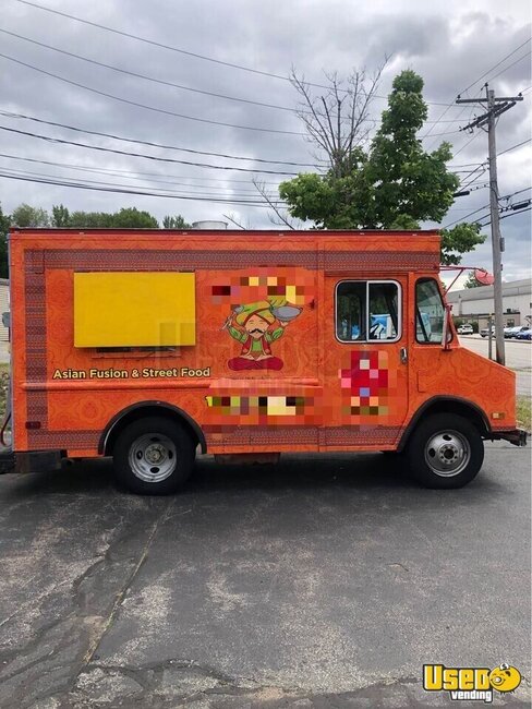 1988 P30 All-purpose Food Truck Massachusetts Diesel Engine for Sale