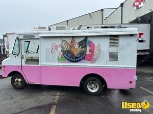 1988 P30 Ice Cream Truck Concession Window Massachusetts for Sale