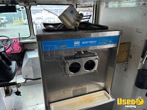 1988 P30 Ice Cream Truck Soft Serve Machine Massachusetts for Sale