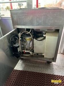 1988 Trolley Food Truck All-purpose Food Truck 36 New Jersey Diesel Engine for Sale