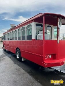 1988 Trolley Food Truck All-purpose Food Truck Stainless Steel Wall Covers New Jersey Diesel Engine for Sale