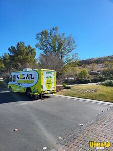 1988 Value Van Coffee & Beverage Truck Concession Window Nevada Gas Engine for Sale