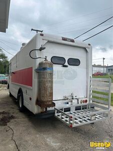 1989 P30 All-purpose Food Truck Air Conditioning Indiana for Sale