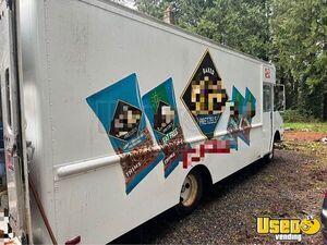 1989 P30 / Sn Stepvan Diamond Plated Aluminum Flooring Washington Diesel Engine for Sale