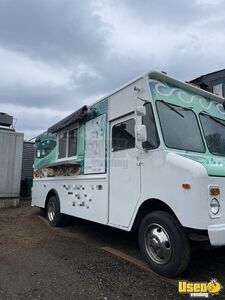 1989 P3500 Step Van Kitchen Food Truck All-purpose Food Truck New Hampshire Gas Engine for Sale