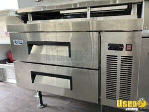 1990 P30 All-purpose Food Truck Chef Base Ohio Gas Engine for Sale