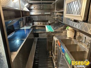 1990 P30 All-purpose Food Truck Stainless Steel Wall Covers Louisiana Gas Engine for Sale