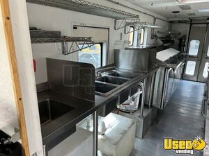 1990 P60 All-purpose Food Truck Diamond Plated Aluminum Flooring Colorado Gas Engine for Sale