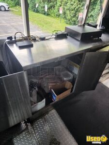 1992 P30 All-purpose Food Truck Diamond Plated Aluminum Flooring Wisconsin Diesel Engine for Sale