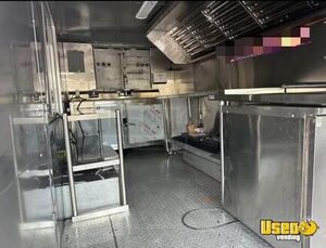 1992 P30 All-purpose Food Truck Stainless Steel Wall Covers California Gas Engine for Sale