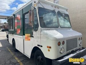 1992 P42 All-purpose Food Truck Concession Window Ohio Diesel Engine for Sale