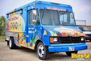 1993 P30 All-purpose Food Truck Air Conditioning Texas Gas Engine for Sale