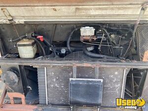 1993 P30 All-purpose Food Truck Fire Extinguisher Louisiana Gas Engine for Sale