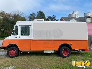 1993 P30 All-purpose Food Truck Louisiana Gas Engine for Sale