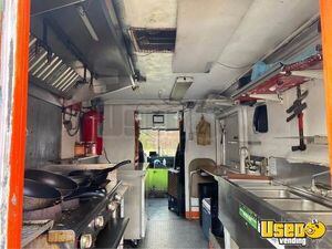 1993 P30 All-purpose Food Truck Solar Panels Louisiana Gas Engine for Sale