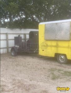 1993 P30 Barbecue Food Truck Exterior Customer Counter Illinois Gas Engine for Sale