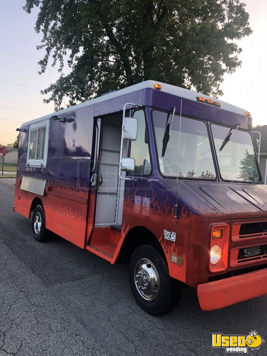 Used - 20' Chevrolet P30 Step Van Food Truck with 2023 Professionally ...