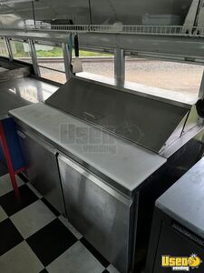 1993 Short School Bus All-purpose Food Truck Interior Lighting Wisconsin Gas Engine for Sale