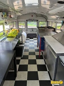 1993 Short School Bus All-purpose Food Truck Prep Station Cooler Wisconsin Gas Engine for Sale