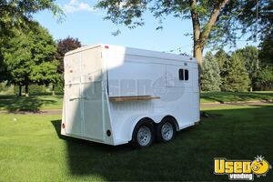 1993 Two Horse Trailer Beverage - Coffee Trailer Spare Tire Illinois for Sale