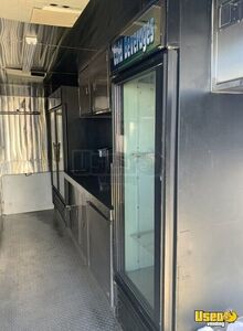 1995 4700 Catering Food Truck Diamond Plated Aluminum Flooring California Diesel Engine for Sale