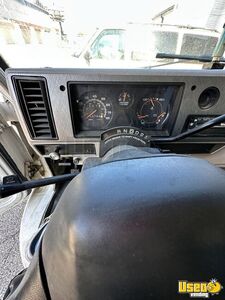 1995 Cutaway (box Truck) All-purpose Food Truck Stainless Steel Wall Covers Indiana Gas Engine for Sale