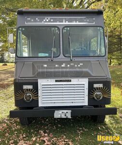 1995 Grumman Mobile Boutique Interior Lighting Wisconsin Gas Engine for Sale