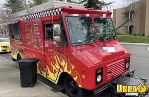 1995 P30 All-purpose Food Truck California Gas Engine for Sale