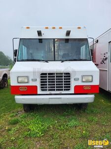 1995 P30 All-purpose Food Truck Stainless Steel Wall Covers Ohio Diesel Engine for Sale