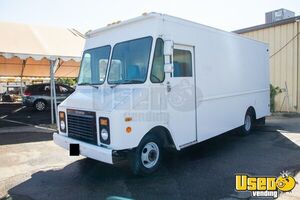 1995 P30 Stepvan Anti-lock Brakes California Gas Engine for Sale