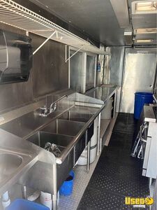 1995 Utilimaster All-purpose Food Truck Prep Station Cooler Maine Diesel Engine for Sale