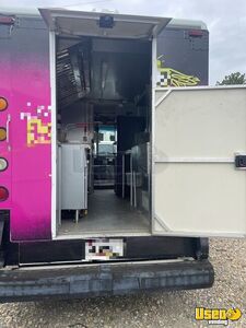 1996 Kitchen Food Truck All-purpose Food Truck Prep Station Cooler Maryland Gas Engine for Sale