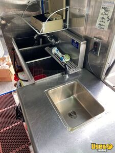 1996 P30 All-purpose Food Truck Hand-washing Sink Connecticut Diesel Engine for Sale