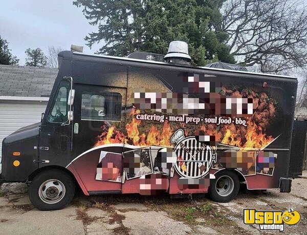 1996 P30 All-purpose Food Truck Illinois Gas Engine for Sale