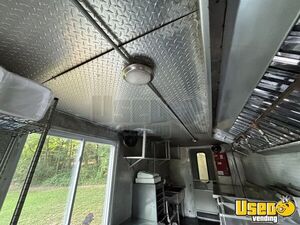 1996 P30 All-purpose Food Truck Propane Tank Tennessee Diesel Engine for Sale