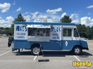 1996 P30 Ice Cream Truck Indiana for Sale