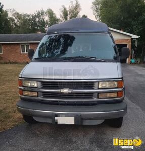 1997 Express 2500 Pet Care / Veterinary Truck Spare Tire Indiana Diesel Engine for Sale