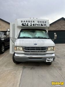 1997 F450 Mobile Hair & Nail Salon Truck Cabinets Texas Gas Engine for Sale