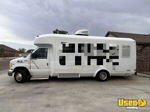 1997 F450 Mobile Hair & Nail Salon Truck Texas Gas Engine for Sale