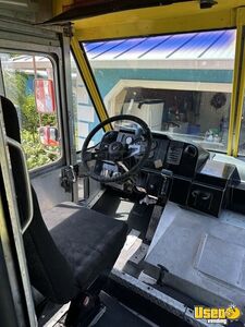 1997 Mt45 All-purpose Food Truck Exterior Customer Counter Florida Diesel Engine for Sale