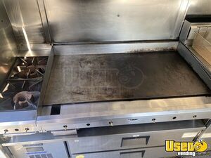 1997 Mt45 Kitchen Food Truck All-purpose Food Truck Chef Base North Carolina Diesel Engine for Sale
