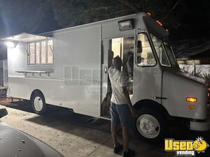 1997 Oshkosh Aluminum Step Van All-purpose Food Truck Stainless Steel Wall Covers Florida Diesel Engine for Sale