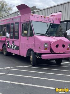 1997 P30 All-purpose Food Truck Cabinets Pennsylvania Diesel Engine for Sale